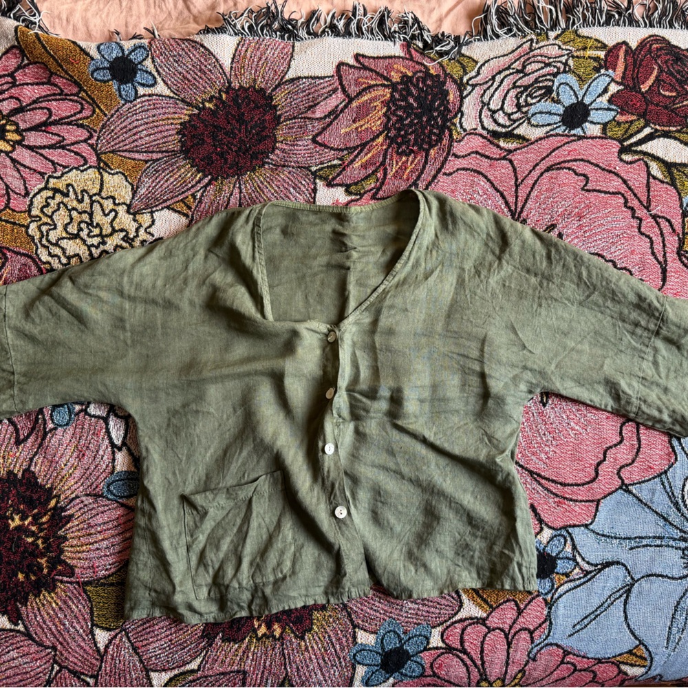 Linen Green button down shirt